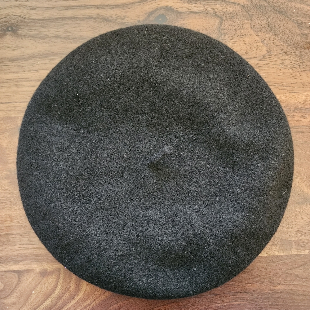 Black Beret Hat